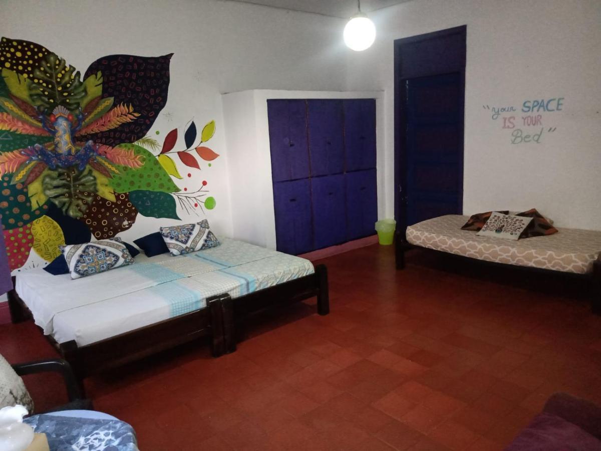 Hostal Encuentro Hostel Cali Bagian luar foto