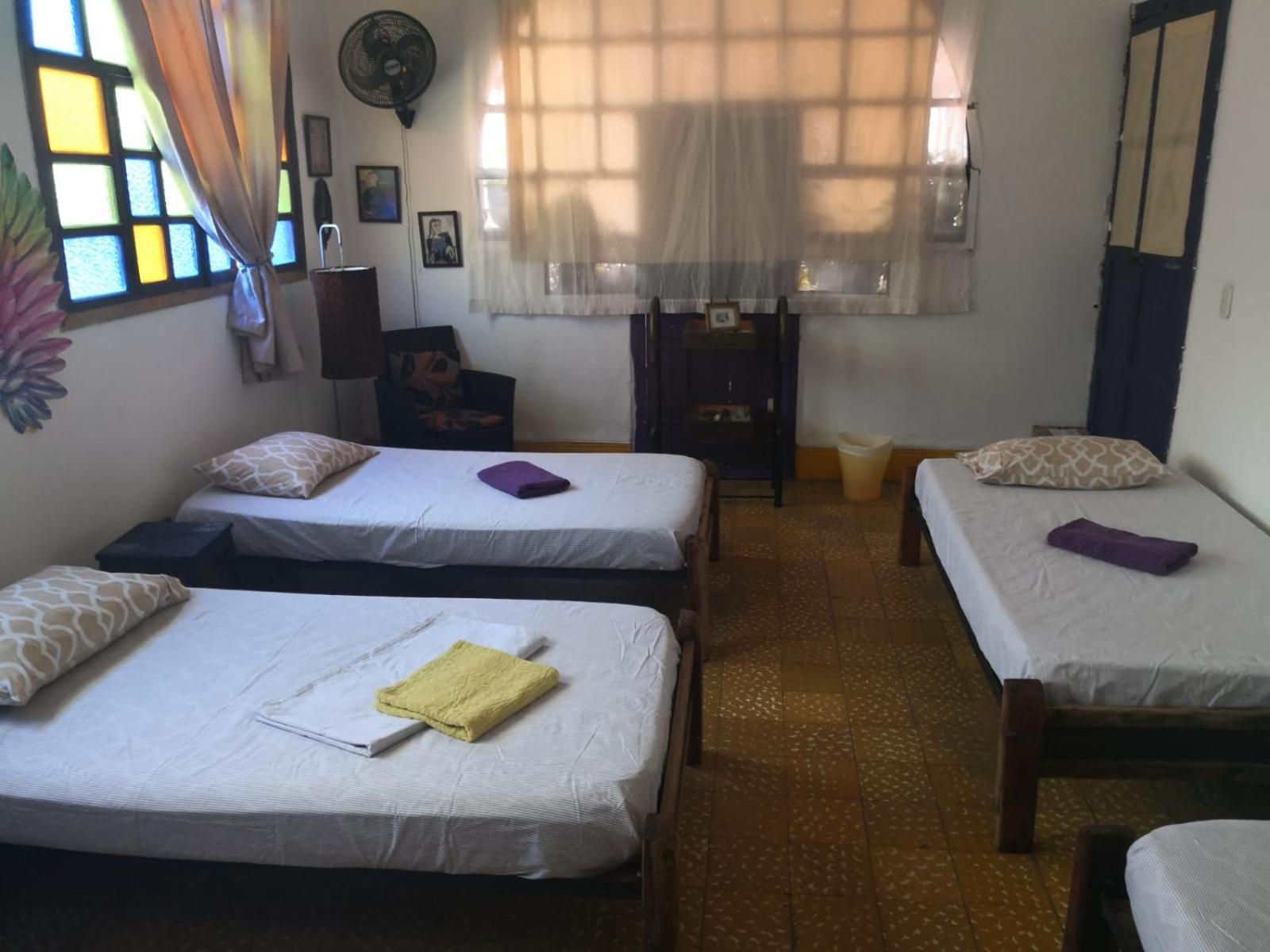 Hostal Encuentro Cali Bagian luar foto