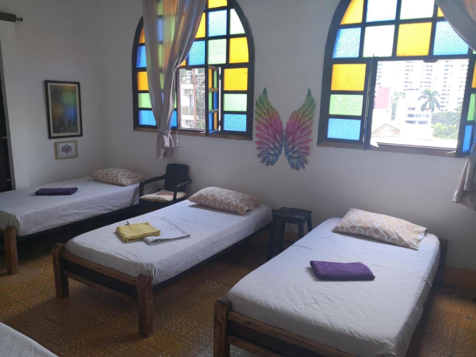 Hostal Encuentro Cali Bagian luar foto