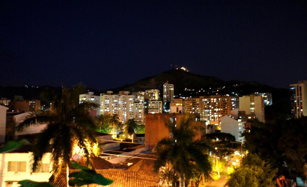Hostal Encuentro Cali Bagian luar foto