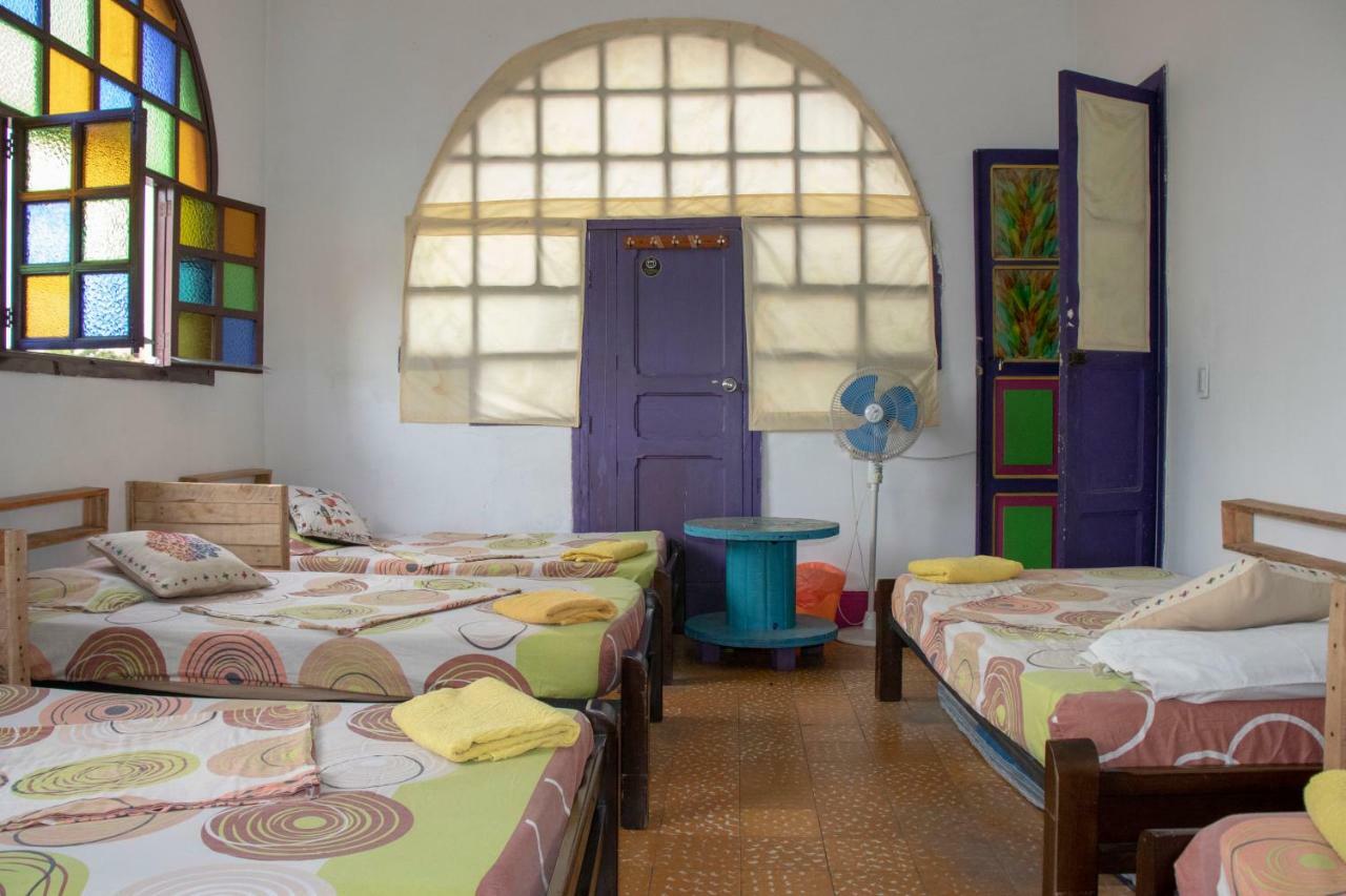 Hostal Encuentro Cali Bagian luar foto