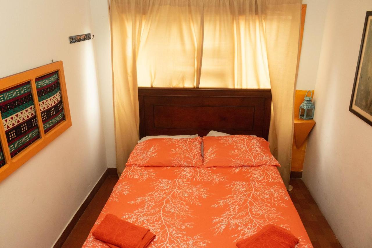 Hostal Encuentro Cali Bagian luar foto